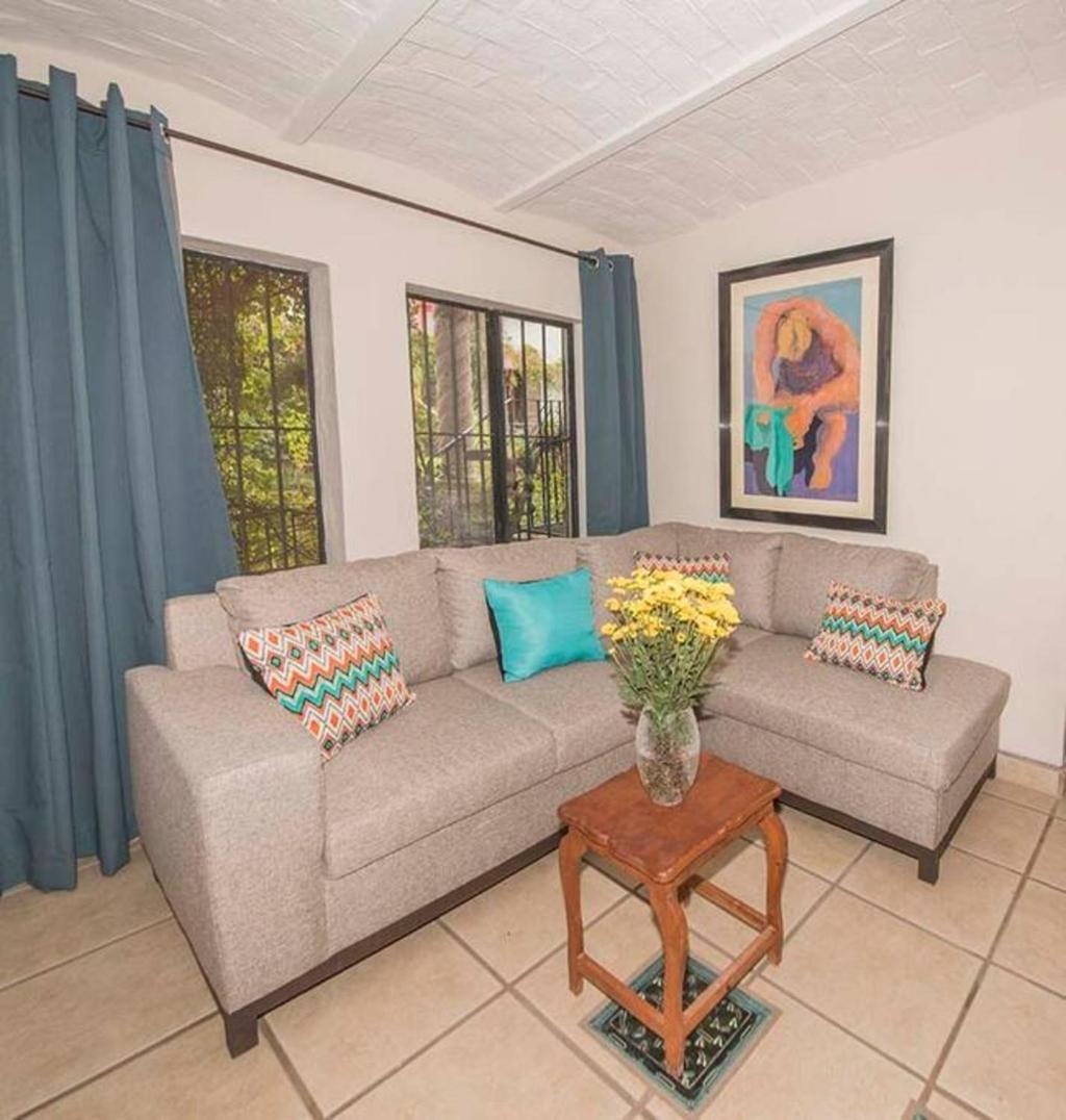 Enjoy Ac In Our Guest Room At Inn Ajijic Exterior foto